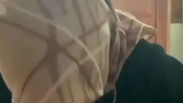 Anakku Bermain dengan Mantannya