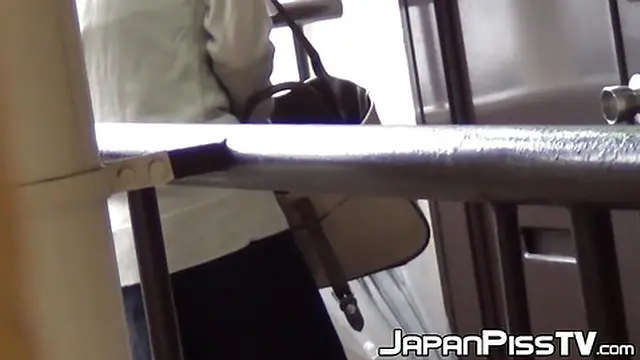 Japanese girls caught urinating freely throughout the city