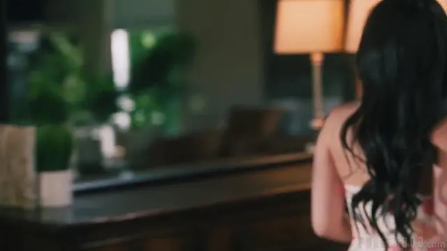 Strained tension across the barrier (Lulu Chu)