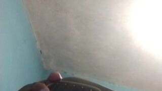 Porno, masturbándome sola en casa