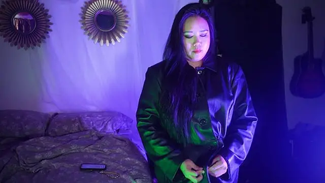 ASMR Mistress Mara′s New Leather Jacket with Driving Gloves (Dominatrix Mara)