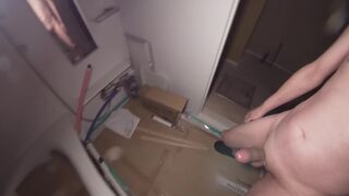 裸で散歩しながらペニスのリハビリ中、空き家を巡回して安全確認して