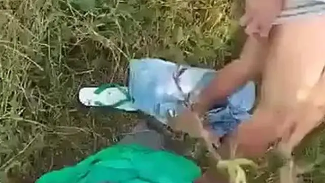 MARLBOROQUEENSEX - KEPERGOK NGEWE DI SEMAK BELUKAR LAGI